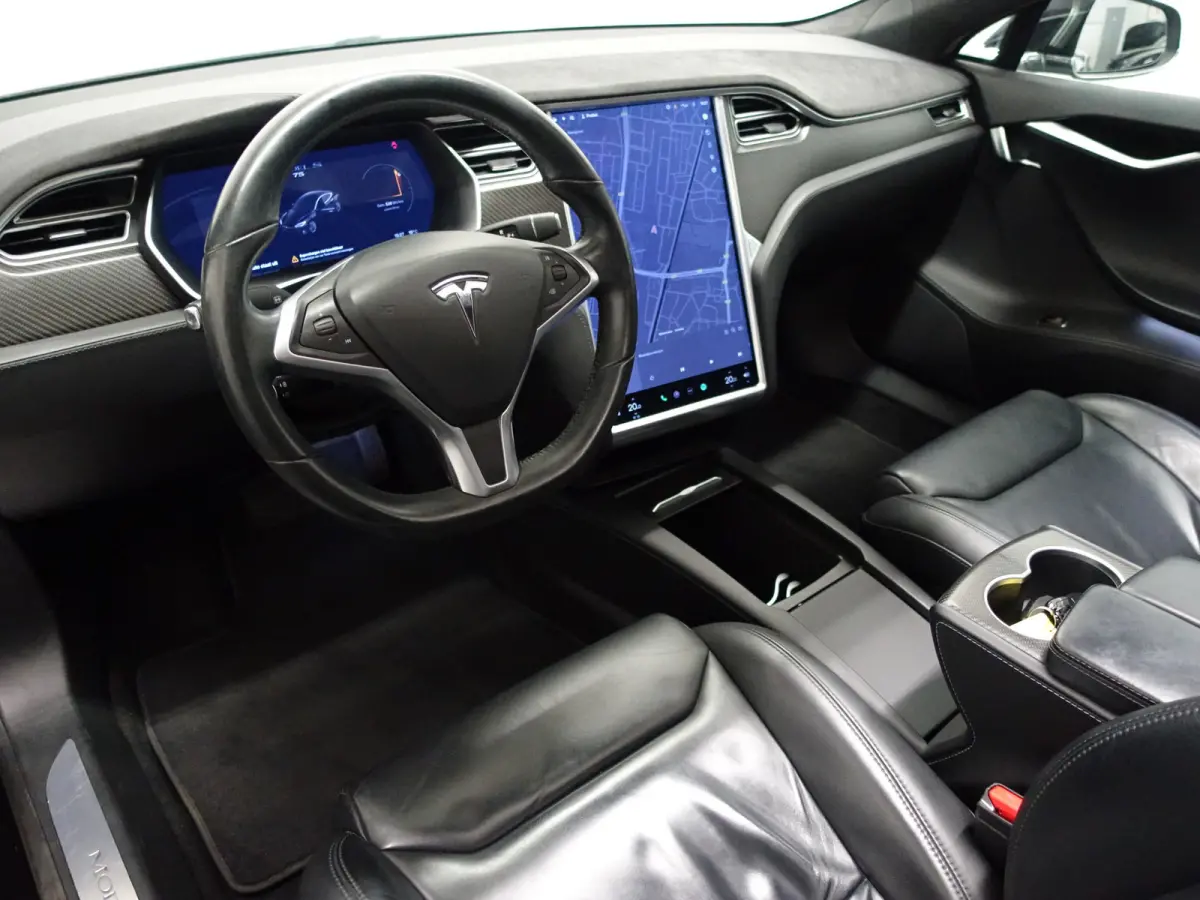 75 Performance S Edition Aut- Panoramadak, Sport Leder, Enhanched Autopilot, Premium Connectivity, Carbon Inleg