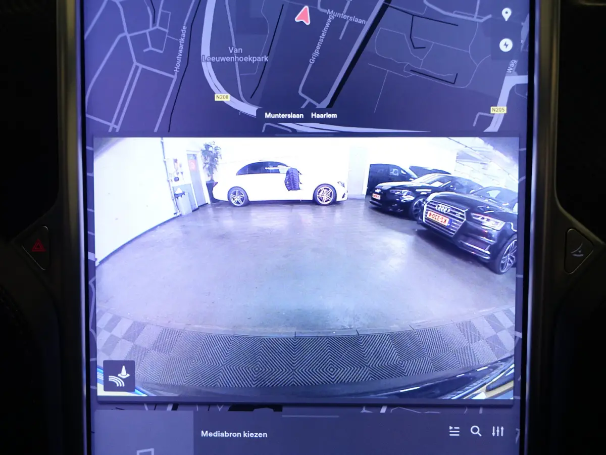 75 Performance S Edition Aut- Panoramadak, Sport Leder, Enhanched Autopilot, Premium Connectivity, Carbon Inleg