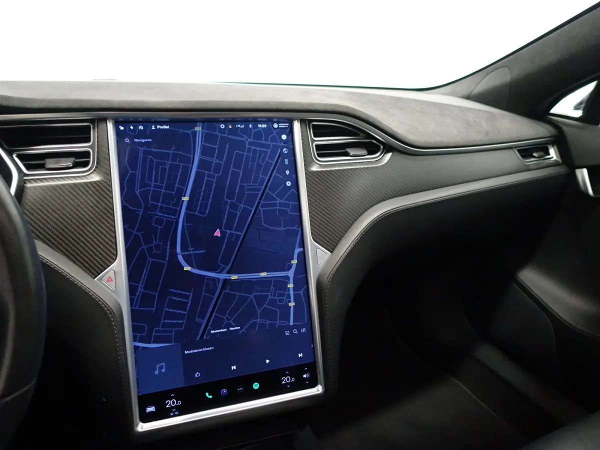 75 Performance S Edition Aut- Panoramadak, Sport Leder, Enhanched Autopilot, Premium Connectivity, Carbon Inleg