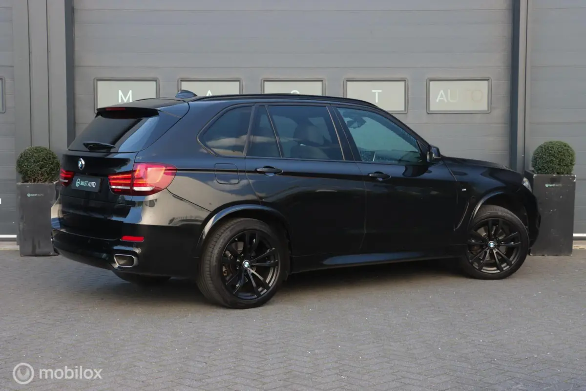 40d 7p|M-Sport|Pano|Hud|360|Trekhaak|Softclose|Keyless|