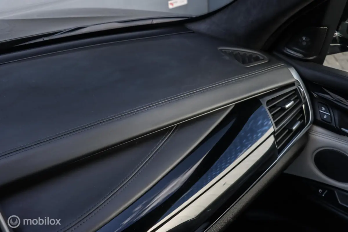 40d 7p|M-Sport|Pano|Hud|360|Trekhaak|Softclose|Keyless|