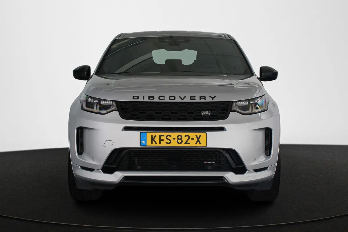 P300e 1.5 R-Dynamic SE Leder Achteruitrijcamera Apple CarPlay