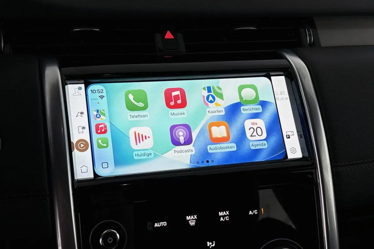P300e 1.5 R-Dynamic SE Leder Achteruitrijcamera Apple CarPlay