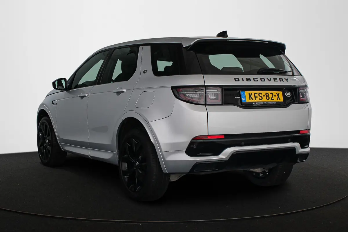P300e 1.5 R-Dynamic SE Leder Achteruitrijcamera Apple CarPlay
