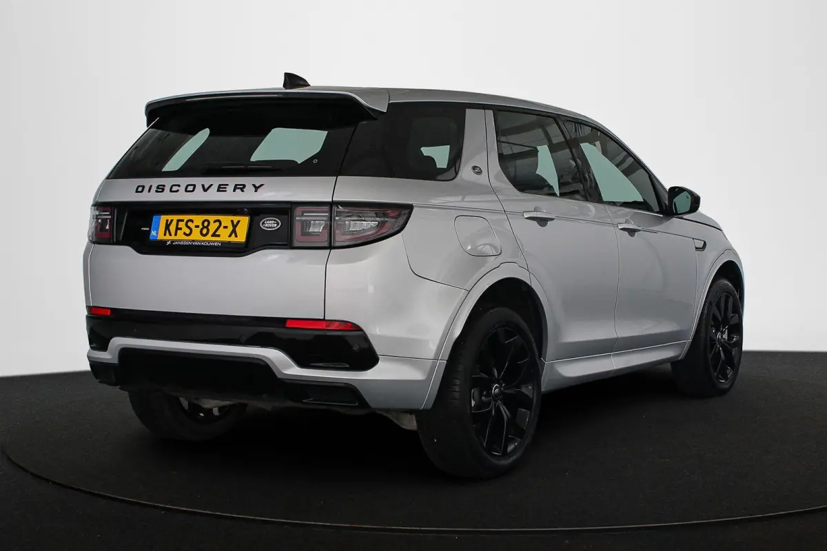 P300e 1.5 R-Dynamic SE Leder Achteruitrijcamera Apple CarPlay