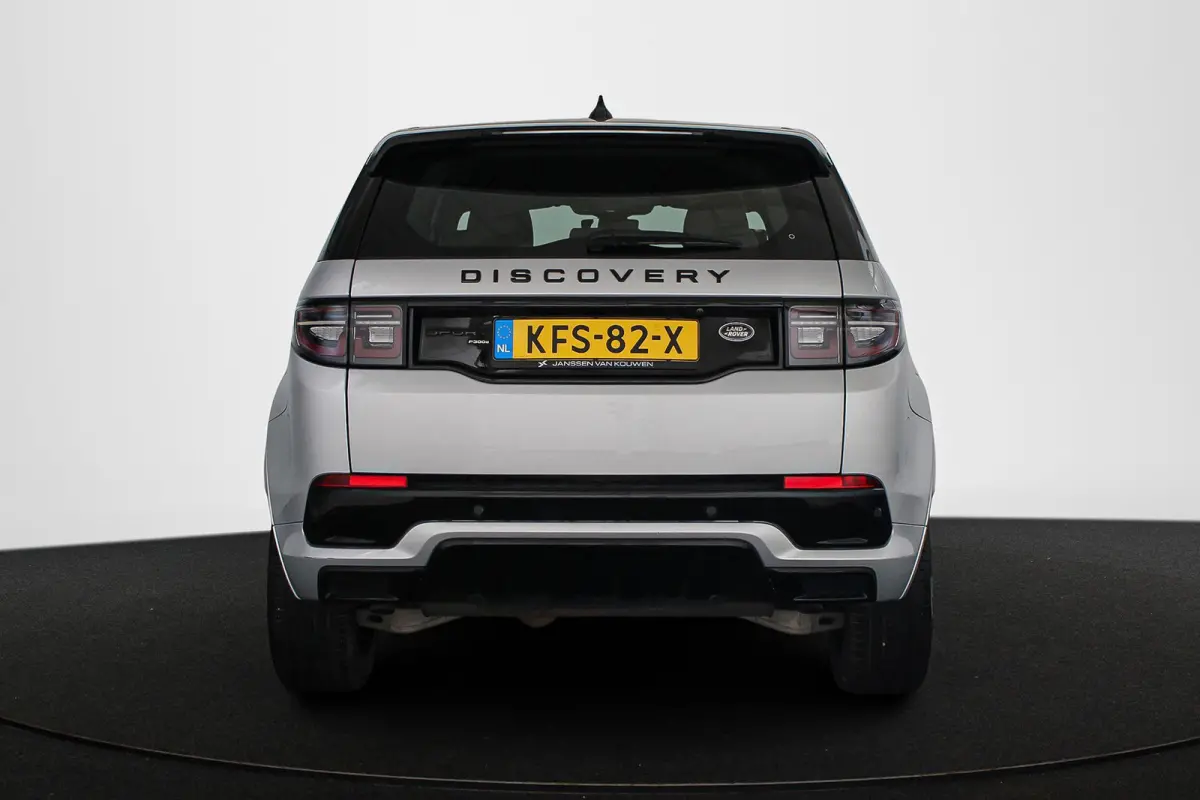 P300e 1.5 R-Dynamic SE Leder Achteruitrijcamera Apple CarPlay