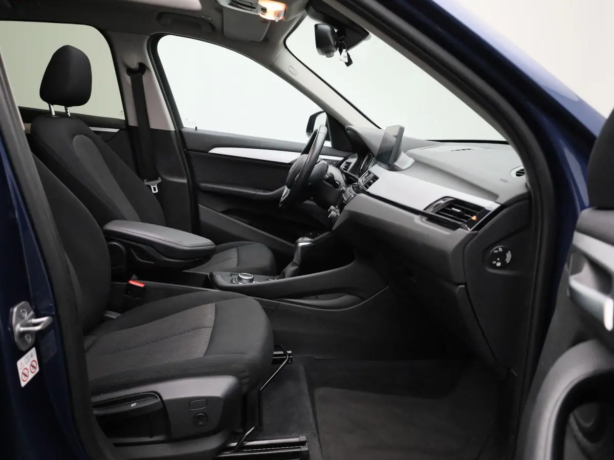 xDrive25e | Panoramadak | LED Koplampen | Privacy Glass | Stoelverwarming | Elektrische Kofferklep |