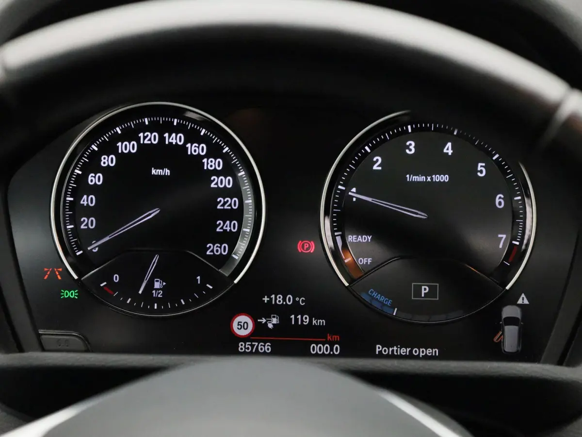 xDrive25e | Panoramadak | LED Koplampen | Privacy Glass | Stoelverwarming | Elektrische Kofferklep |