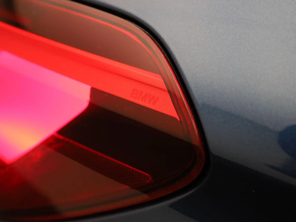 xDrive25e | Panoramadak | LED Koplampen | Privacy Glass | Stoelverwarming | Elektrische Kofferklep |