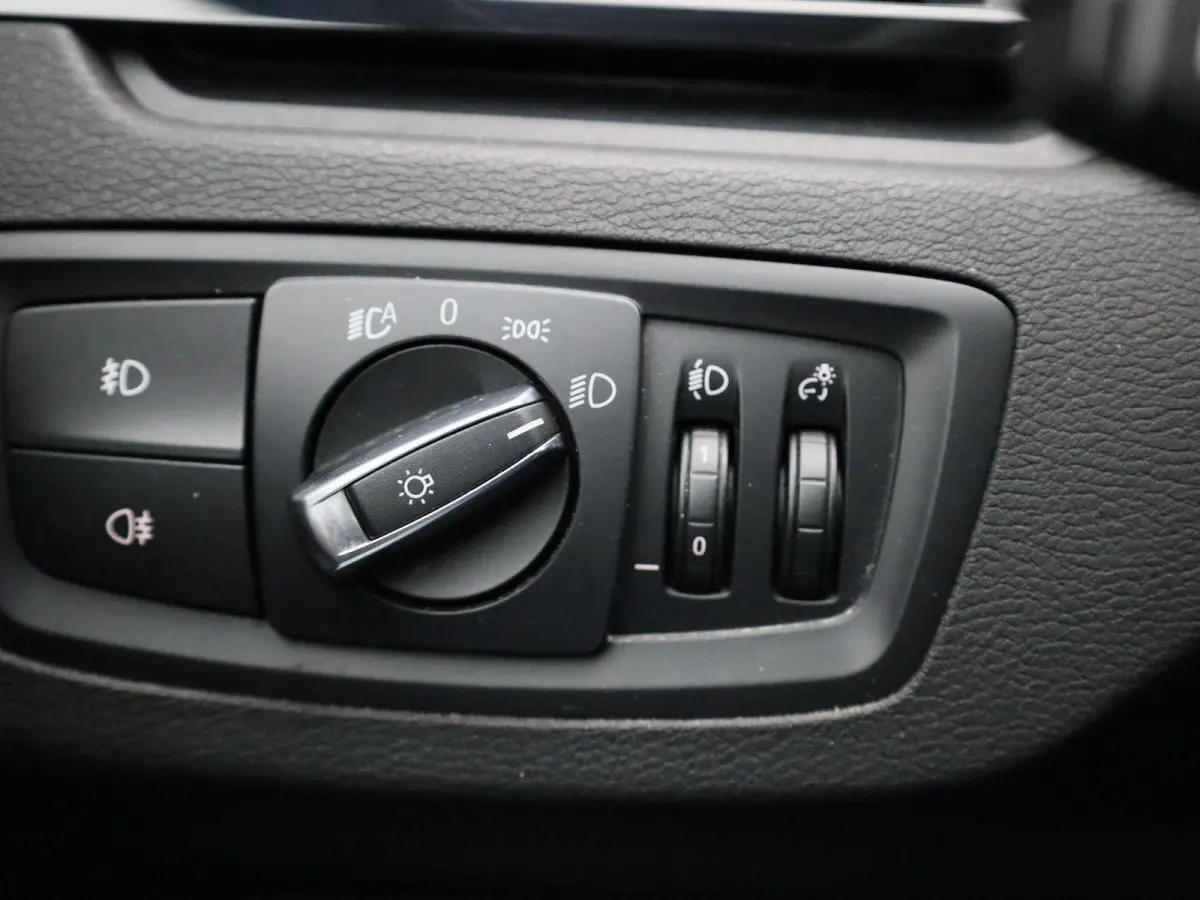 xDrive25e | Panoramadak | LED Koplampen | Privacy Glass | Stoelverwarming | Elektrische Kofferklep |