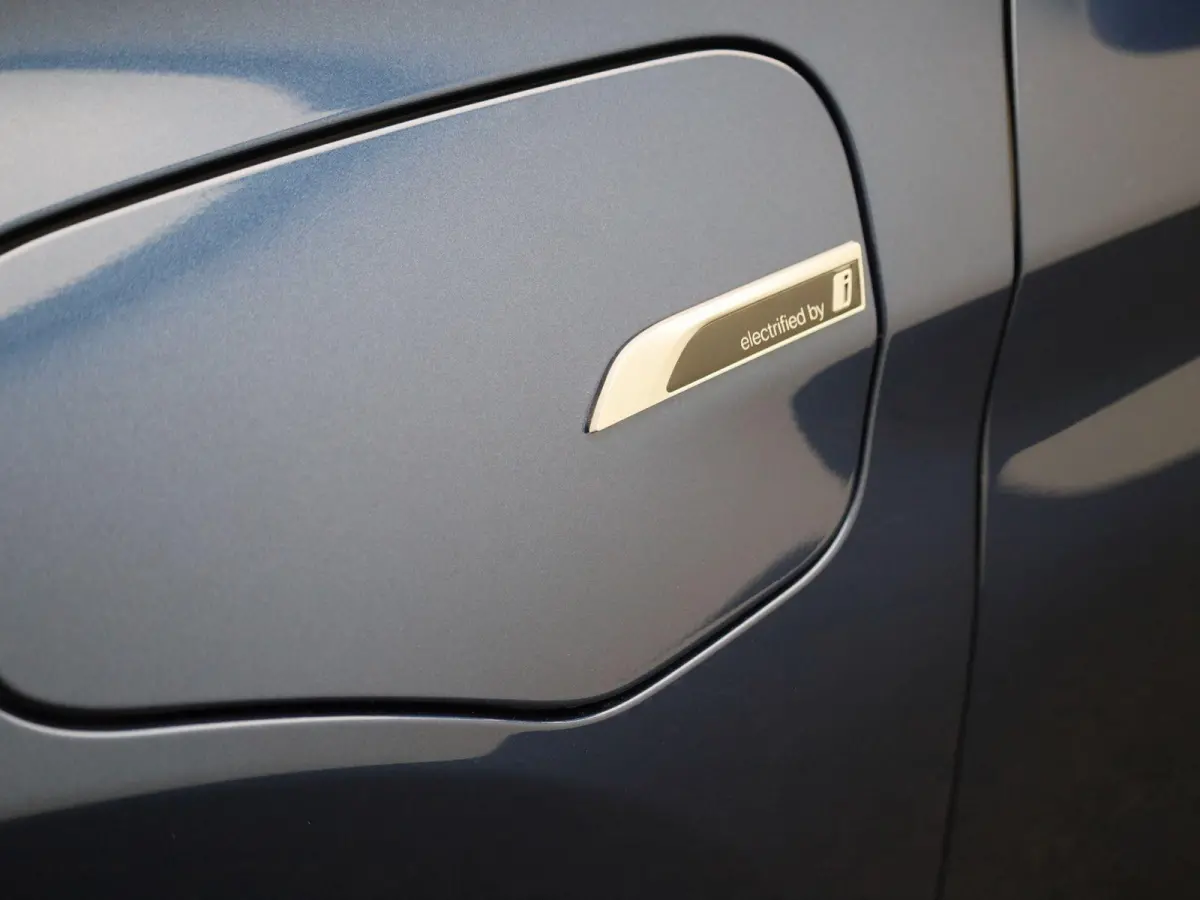 xDrive25e | Panoramadak | LED Koplampen | Privacy Glass | Stoelverwarming | Elektrische Kofferklep |