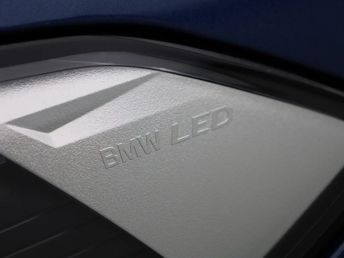 xDrive25e | Panoramadak | LED Koplampen | Privacy Glass | Stoelverwarming | Elektrische Kofferklep |