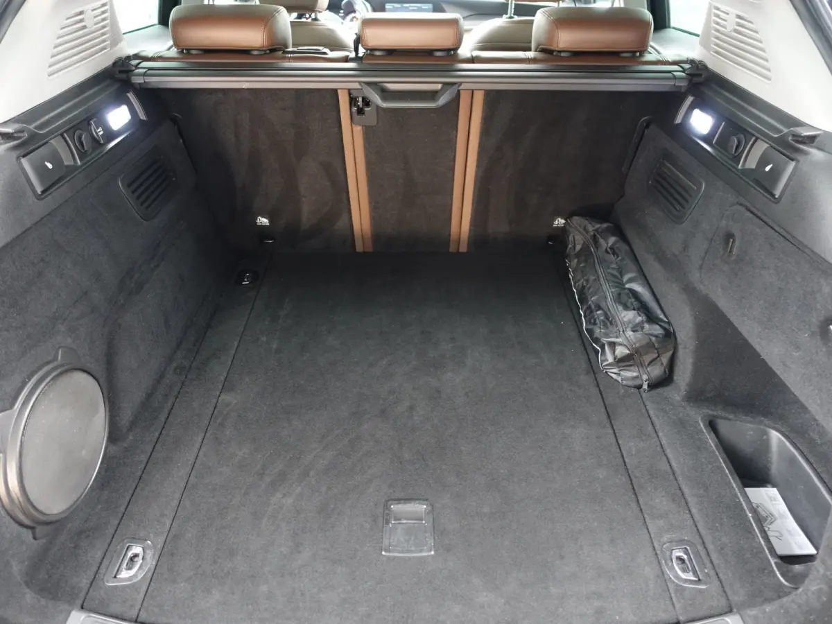 2.0 T AWD First Edition Aut- Panoramadak, Design Leder, Stuur/Stoelverwarming, Memory, Carbon