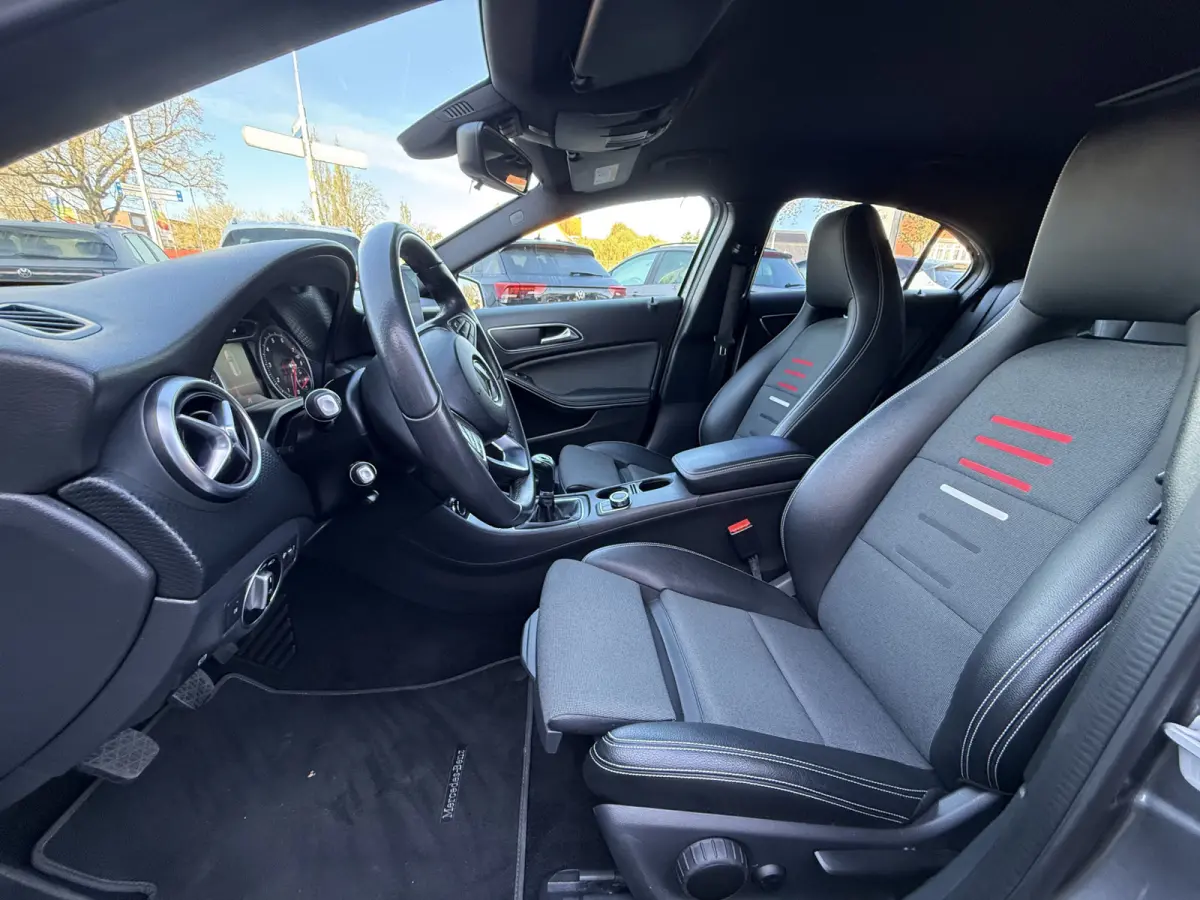 180 Business Solution. | CAMERA | NAVI | BLUETOOTH | CRUISE |