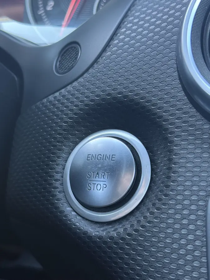 180 Business Solution. | CAMERA | NAVI | BLUETOOTH | CRUISE |