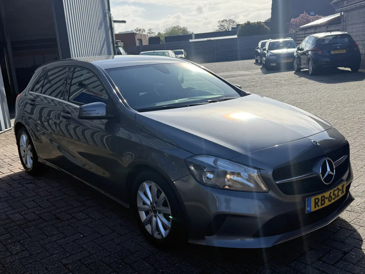 180 Business Solution. | CAMERA | NAVI | BLUETOOTH | CRUISE |