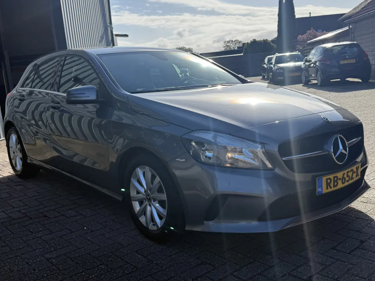180 Business Solution. | CAMERA | NAVI | BLUETOOTH | CRUISE |