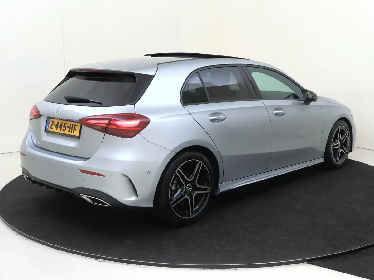 180 AMG Line /Panoramadak /Nightpakket /18 Inch /CarPlay