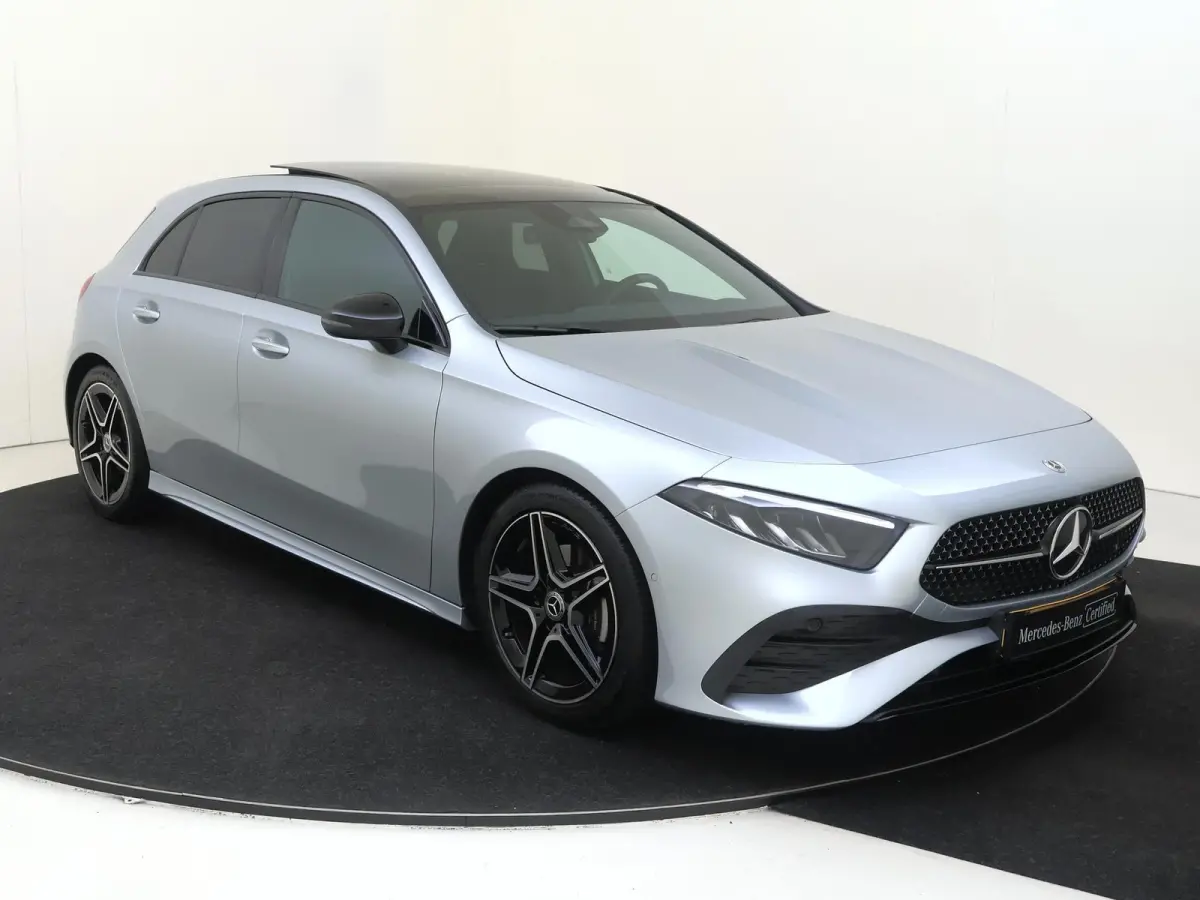 180 AMG Line /Panoramadak /Nightpakket /18 Inch /CarPlay
