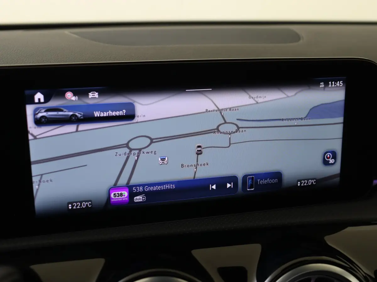 180 AMG Line /Panoramadak /Nightpakket /18 Inch /CarPlay