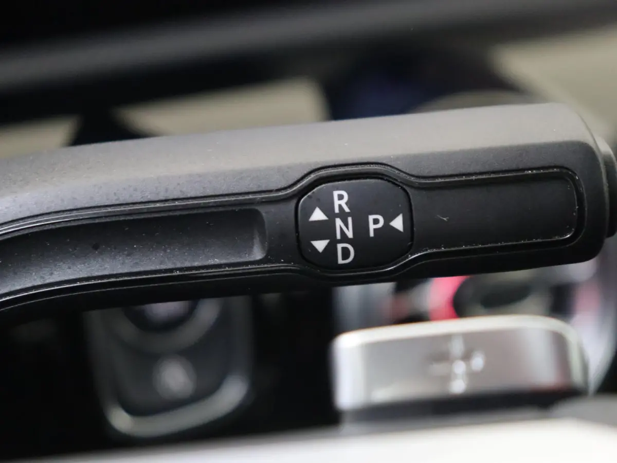 180 AMG Line /Panoramadak /Nightpakket /18 Inch /CarPlay