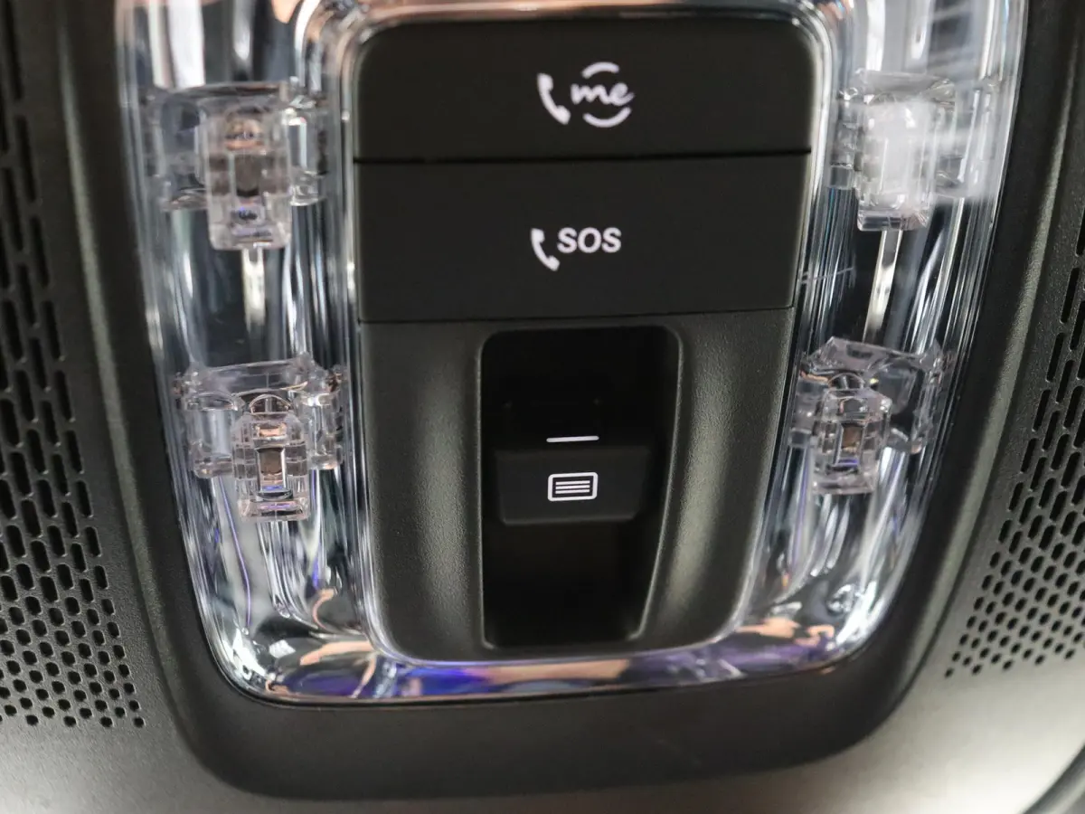 180 AMG Line /Panoramadak /Nightpakket /18 Inch /CarPlay