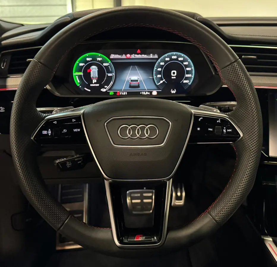 S quattro SQ8 115 kWh SQ8 PANO KEYLESS CARBON HUD