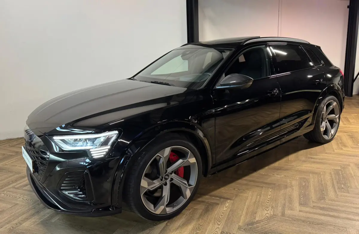 S quattro SQ8 115 kWh SQ8 PANO KEYLESS CARBON HUD
