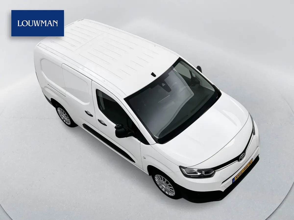 1.5 D-4D Professional Automaat Navigatie Betimmering Cruise control