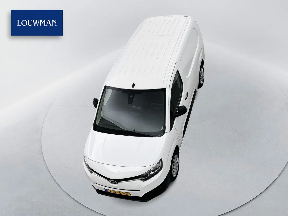 1.5 D-4D Professional Automaat Navigatie Betimmering Cruise control