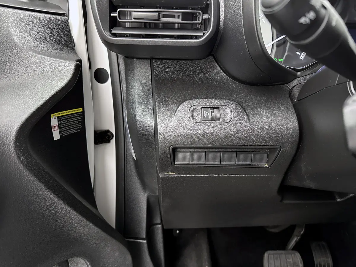 1.5 D-4D Professional Automaat Navigatie Betimmering Cruise control