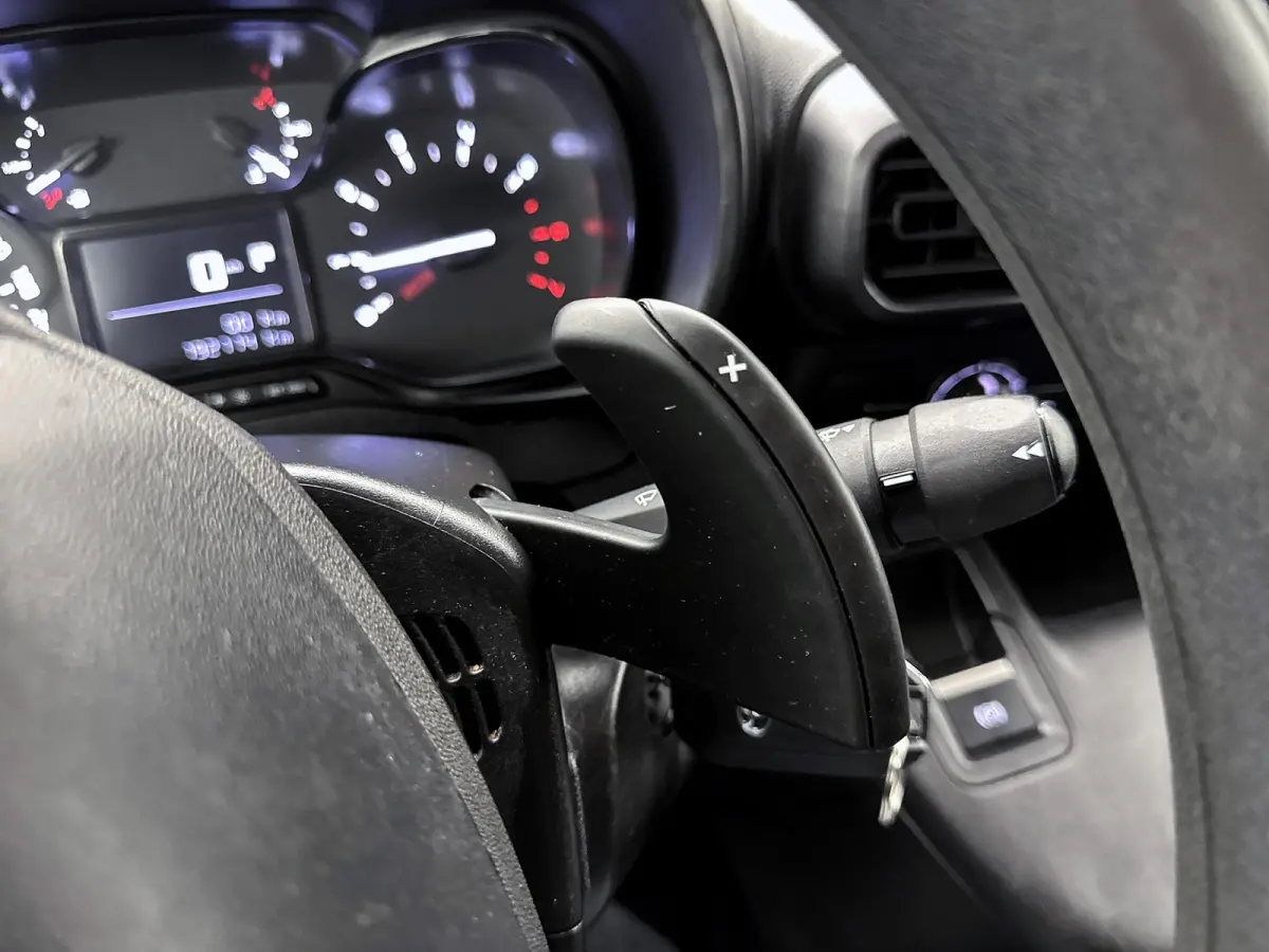 1.5 D-4D Professional Automaat Navigatie Betimmering Cruise control