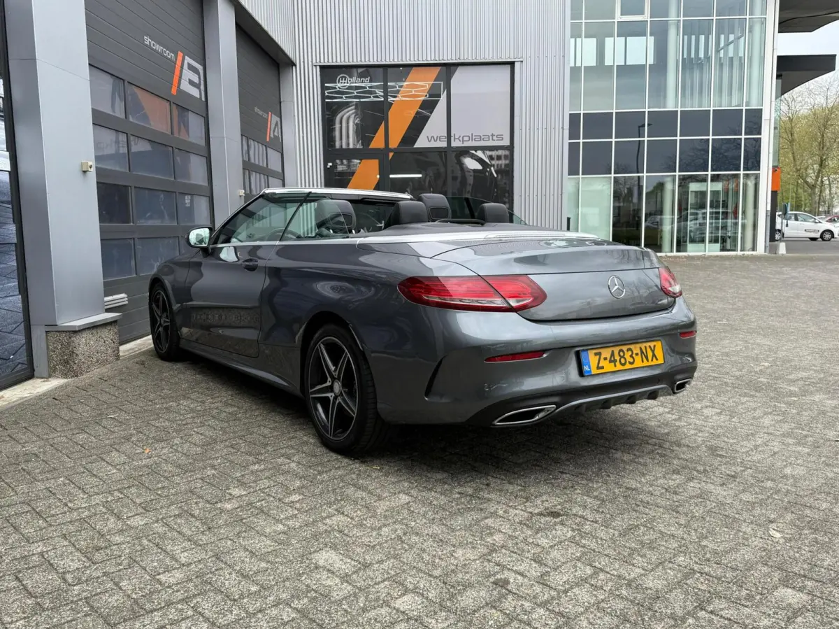 220d|AMG-Line
