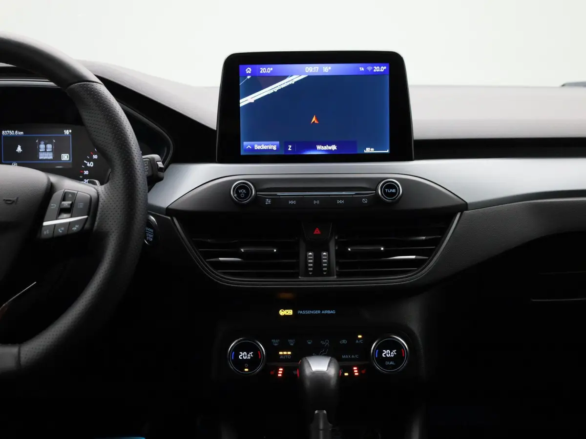 1.0 EcoBoost Hybrid ST Line Style | Automaat | Clima | Camera + PDC | Winterpack | NAVI | LED | Cruise Control |