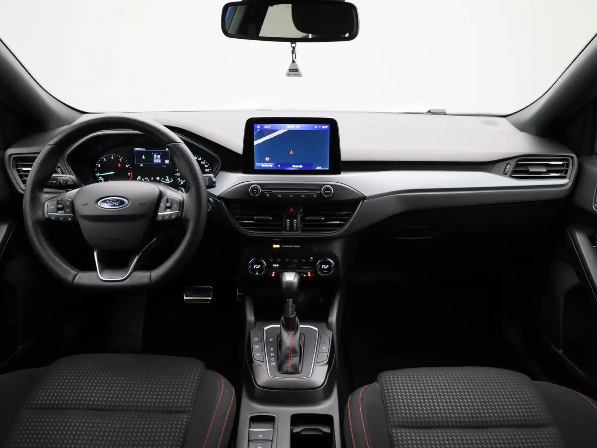 1.0 EcoBoost Hybrid ST Line Style | Automaat | Clima | Camera + PDC | Winterpack | NAVI | LED | Cruise Control |