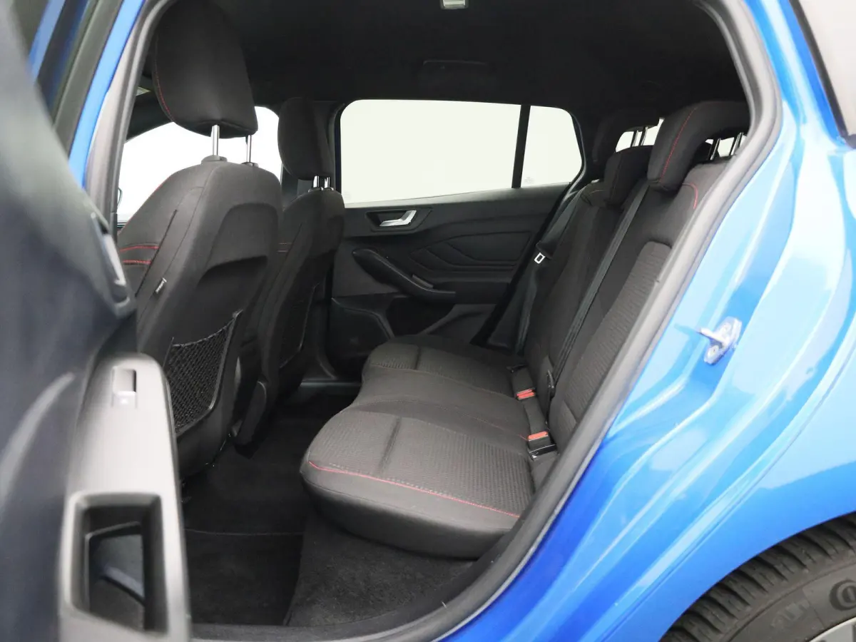 1.0 EcoBoost Hybrid ST Line Style | Automaat | Clima | Camera + PDC | Winterpack | NAVI | LED | Cruise Control |