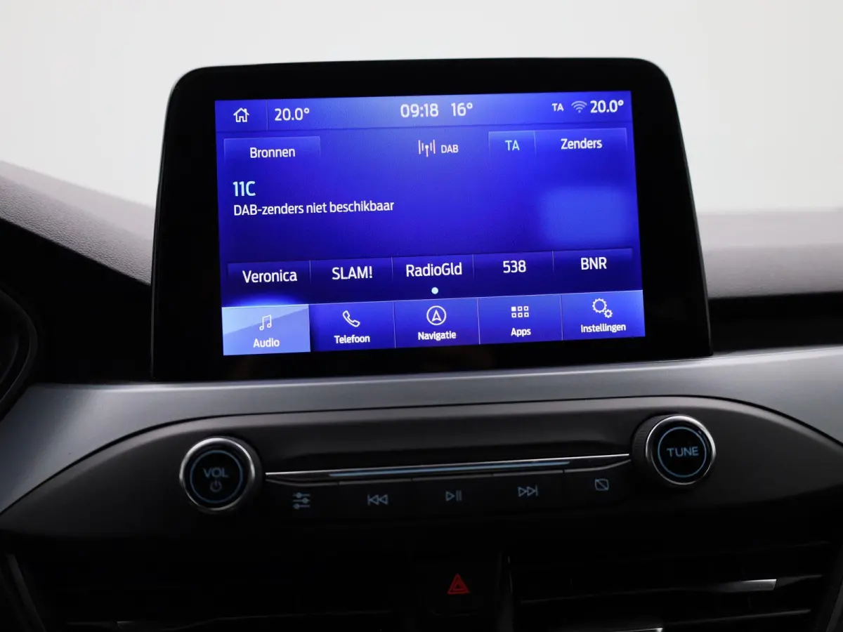 1.0 EcoBoost Hybrid ST Line Style | Automaat | Clima | Camera + PDC | Winterpack | NAVI | LED | Cruise Control |