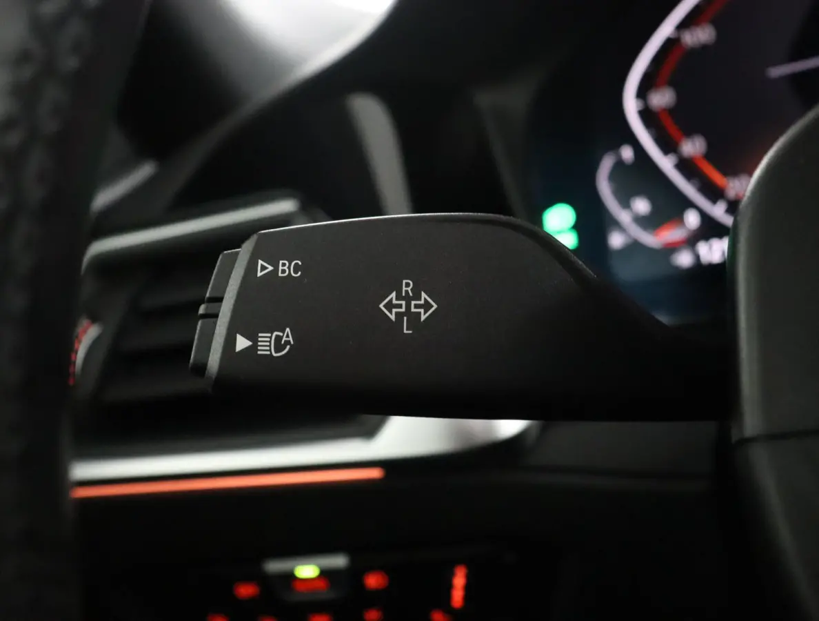 420i Business Edition Plus M Sport Plus | Elektrisch Schuif-/kantel dak | Leder | Stoelverwarming | Harman Kardon | Head-Up Display