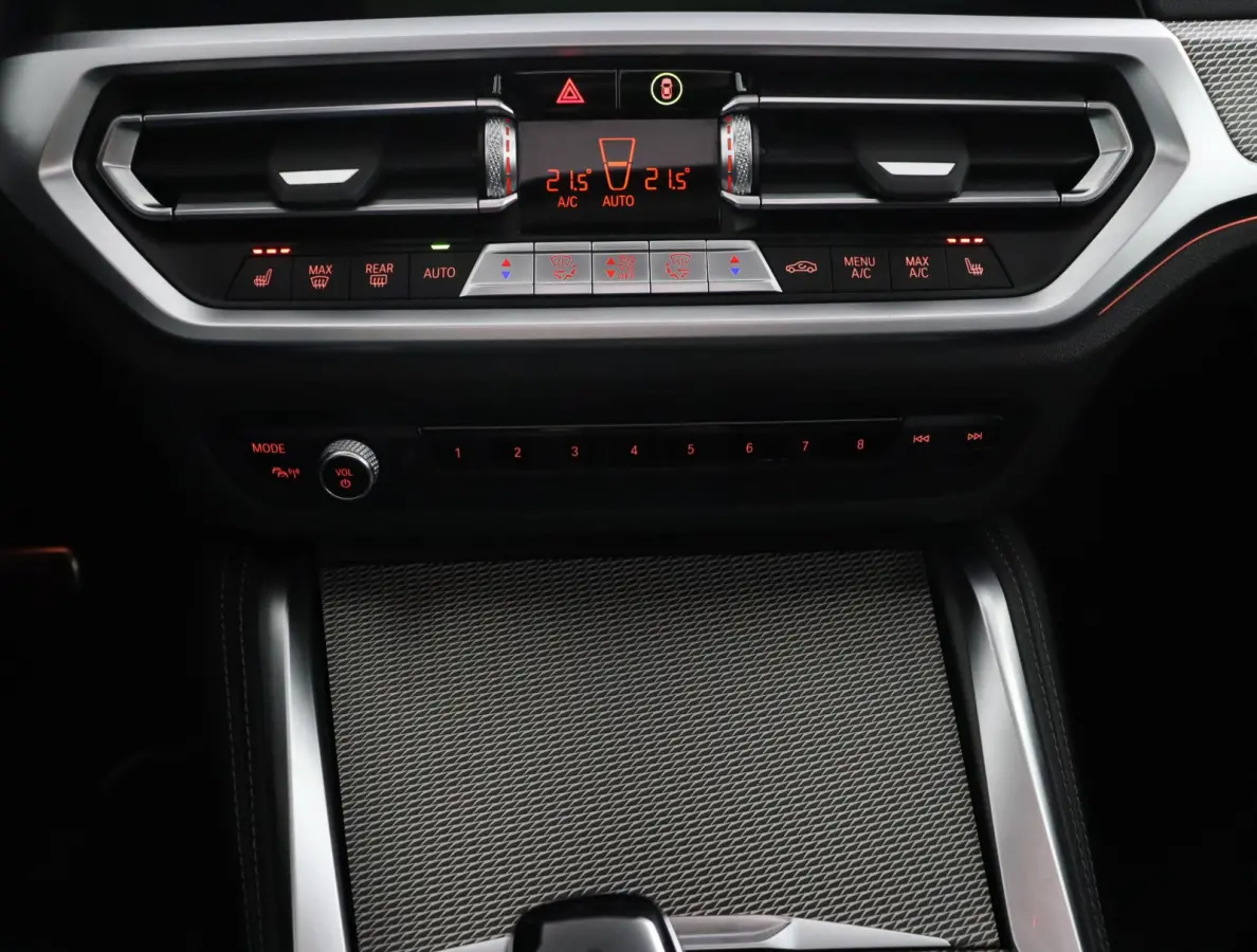 420i Business Edition Plus M Sport Plus | Elektrisch Schuif-/kantel dak | Leder | Stoelverwarming | Harman Kardon | Head-Up Display