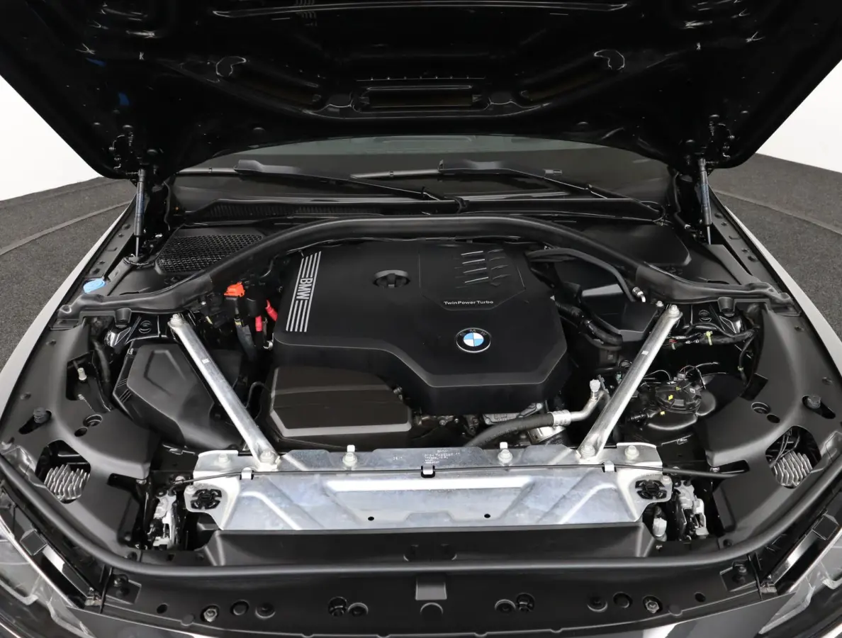 420i Business Edition Plus M Sport Plus | Elektrisch Schuif-/kantel dak | Leder | Stoelverwarming | Harman Kardon | Head-Up Display