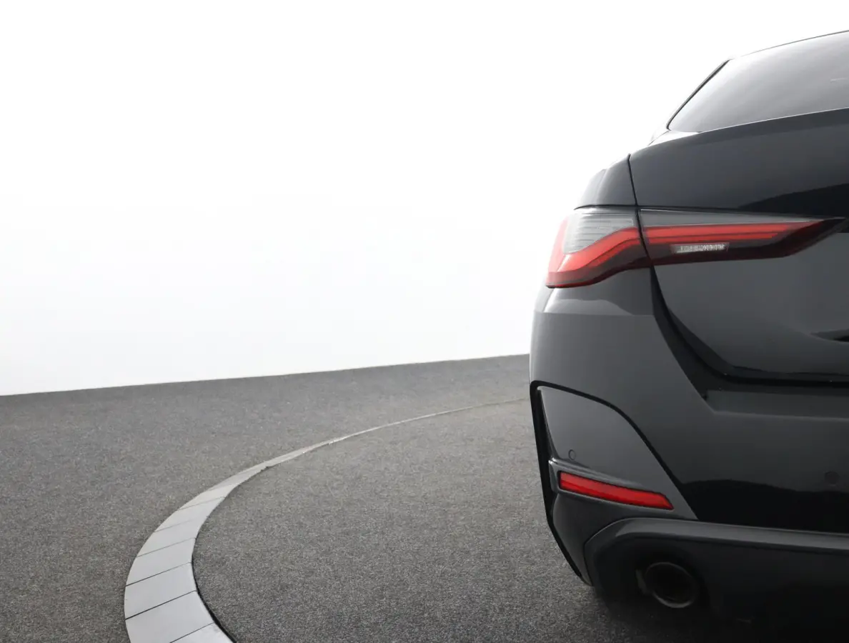 420i Business Edition Plus M Sport Plus | Elektrisch Schuif-/kantel dak | Leder | Stoelverwarming | Harman Kardon | Head-Up Display