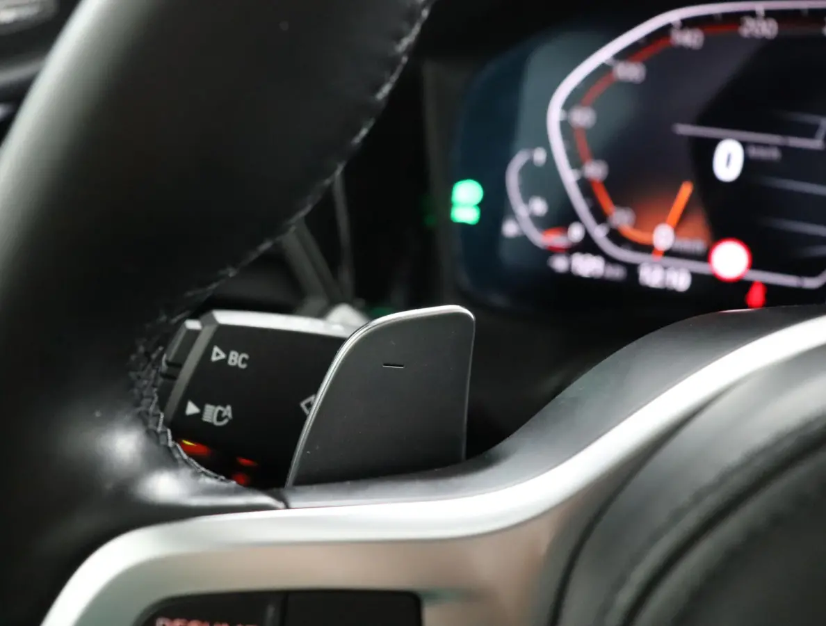 420i Business Edition Plus M Sport Plus | Elektrisch Schuif-/kantel dak | Leder | Stoelverwarming | Harman Kardon | Head-Up Display