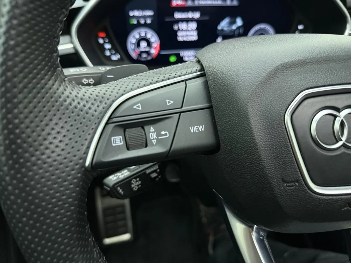 40 TFSI quattro S Line edition one | 190PK | Schuif/Kanteldak | Half Lederen Sportstoelen | Apple Carplay / Android Auto | Camera | Elektrische Kofferklep | Lichtmetalen Velgen |
