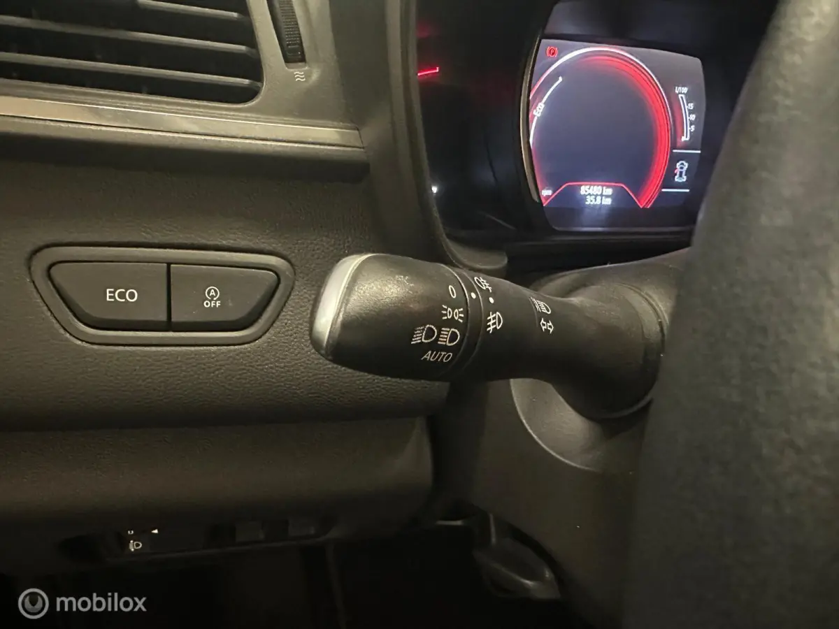 1.2 TCe Intens, navi, camera