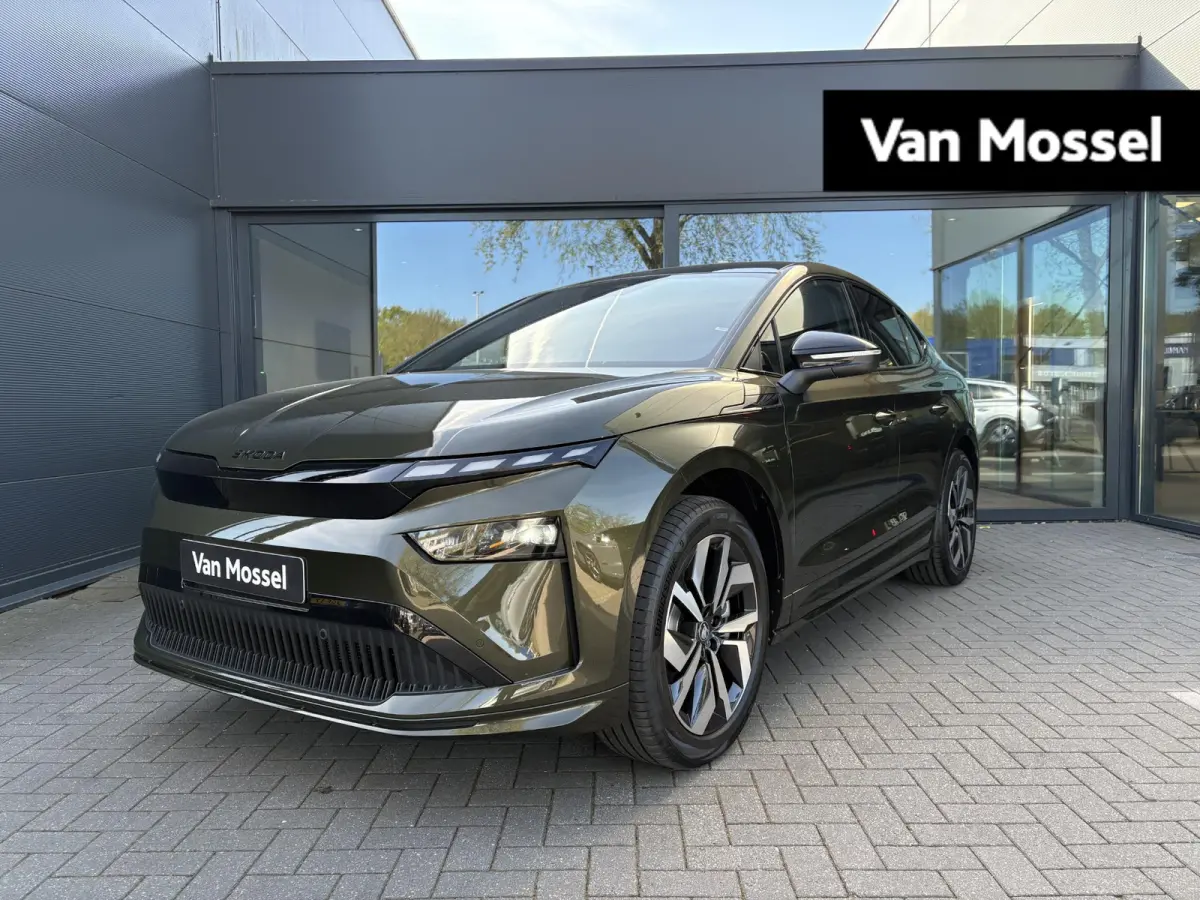 85 Sportline 286 PK | DIRECT LEVERBAAR | Automaat | Matrix LED Koplampen | Navigatie | Achteruitrijcamera | Climate Control | Adaptive Cruise Control | Parkeersensoren | Elektrische achterkl