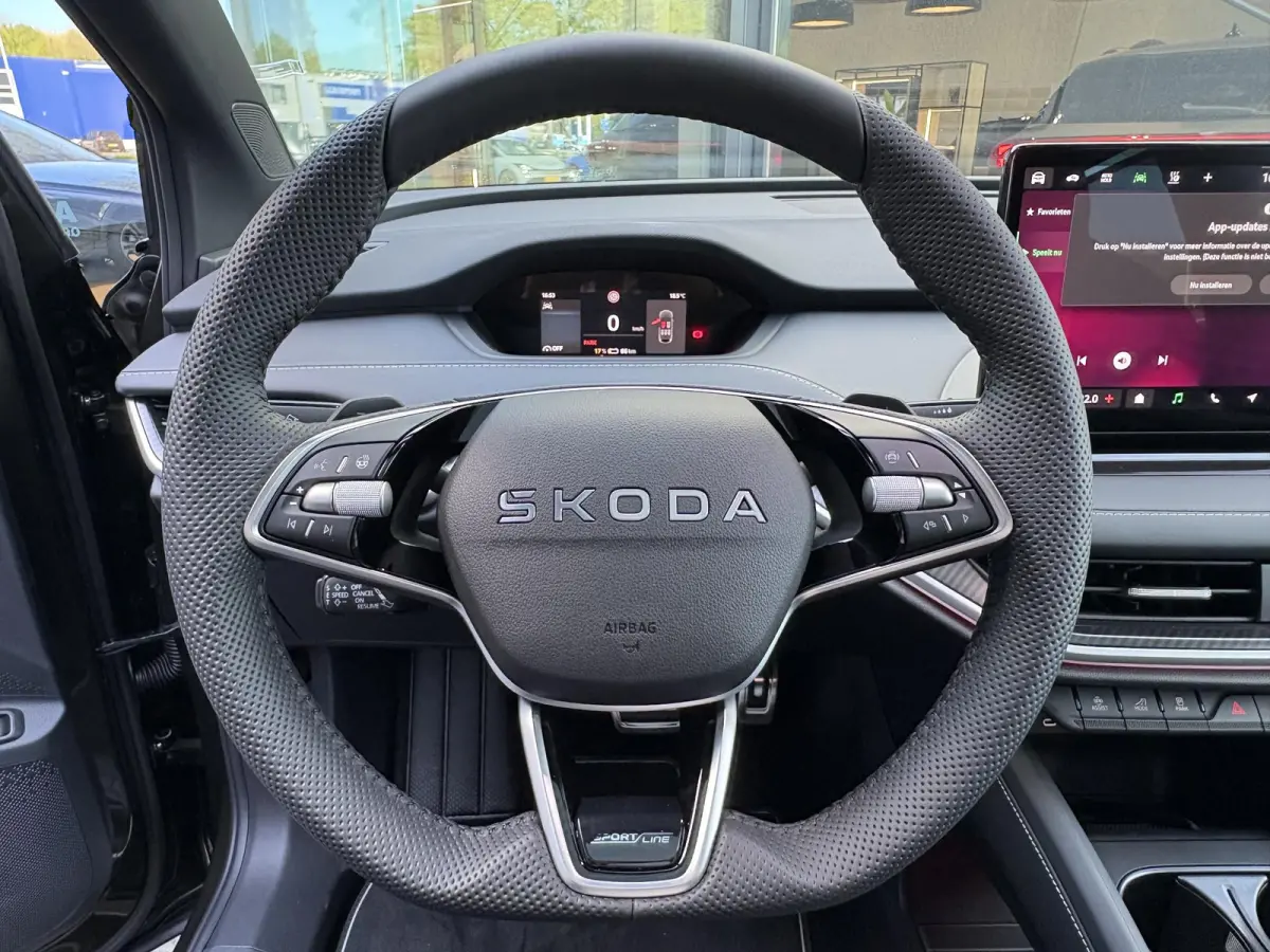 85 Sportline 286 PK | DIRECT LEVERBAAR | Automaat | Matrix LED Koplampen | Navigatie | Achteruitrijcamera | Climate Control | Adaptive Cruise Control | Parkeersensoren | Elektrische achterkl