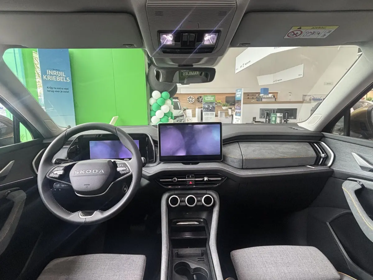 1.5 TSI PHEV Business Edition 204 PK | Automaat | LED Koplampen | Panoramadak | Navigatie | Trekhaak | Achteruitrijcamera | Climate Control | Adaptive Cruise Control | Keyless-Entry | Apple 