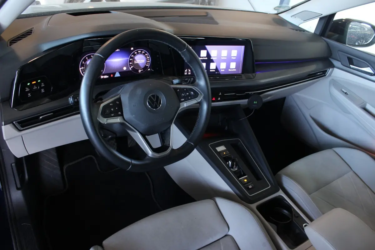 1.5 eTSI Style Head-Up | Alcantara | DCC | Stoelverw. | IQ Light | Harman/Kardon | Camera | 18" LMV | PDC V+A