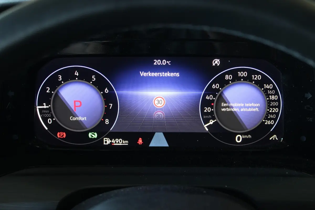 1.5 eTSI Style Head-Up | Alcantara | DCC | Stoelverw. | IQ Light | Harman/Kardon | Camera | 18" LMV | PDC V+A
