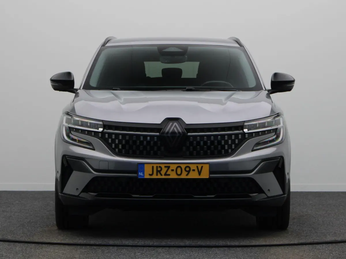 E-Tech full hybrid 200pk Iconic esprit Alpine | Elek. Achterklep | Stoel en Stuurverwarming | Elek. Voorstoelen met geheugen | Adaptive Cruise control |
